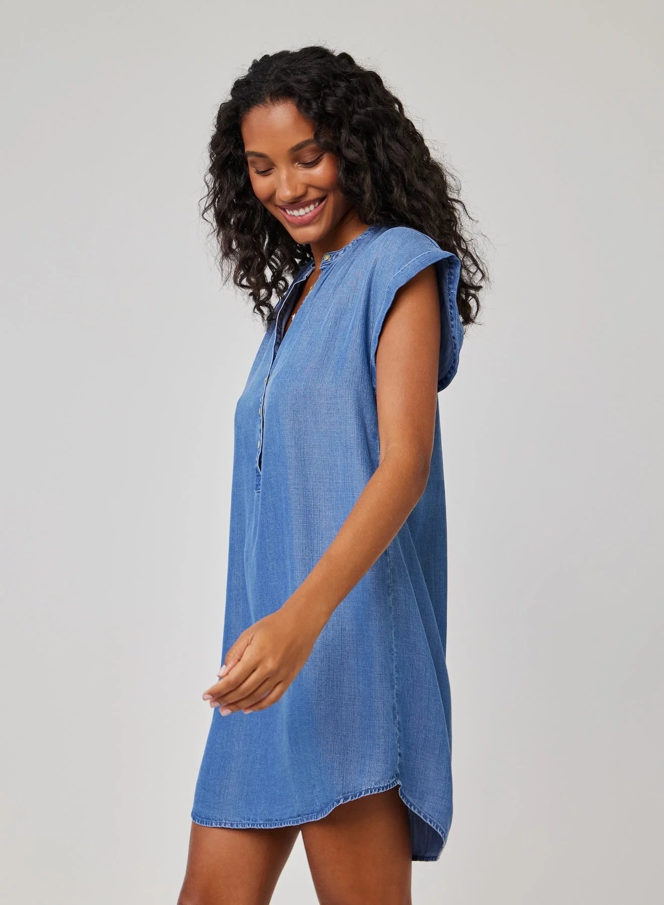 Bella Dahl Cap Sleeve Henley Dress | Vagabond Apparel Boutique