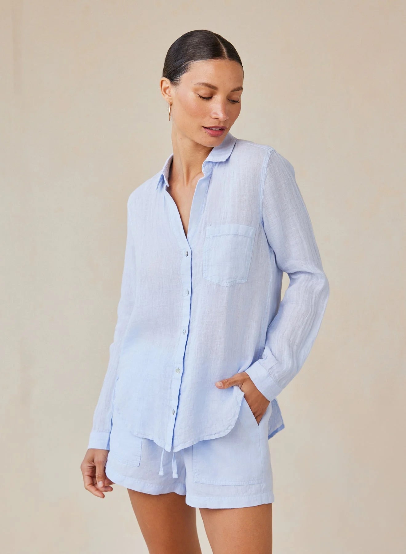 Bella Dahl Pocket Button Down Shirt | Vagabond Apparel Boutique