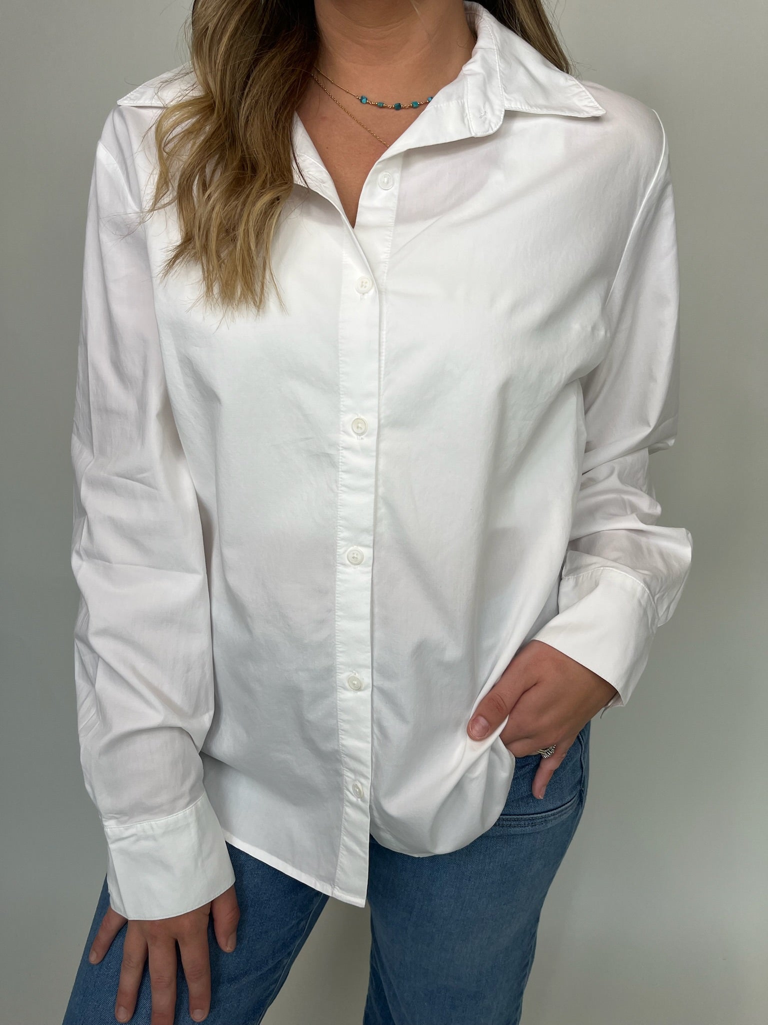 Bella Dahl Clean Wide Collar Shirt | Vagabond Apparel Boutique