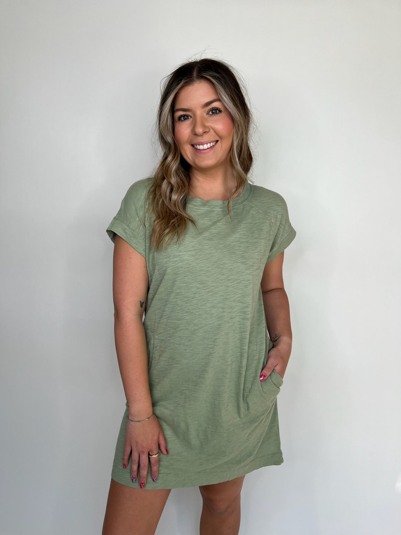 Bobi Short Sleeve Raglan Dress | Vagabond Apparel Boutique