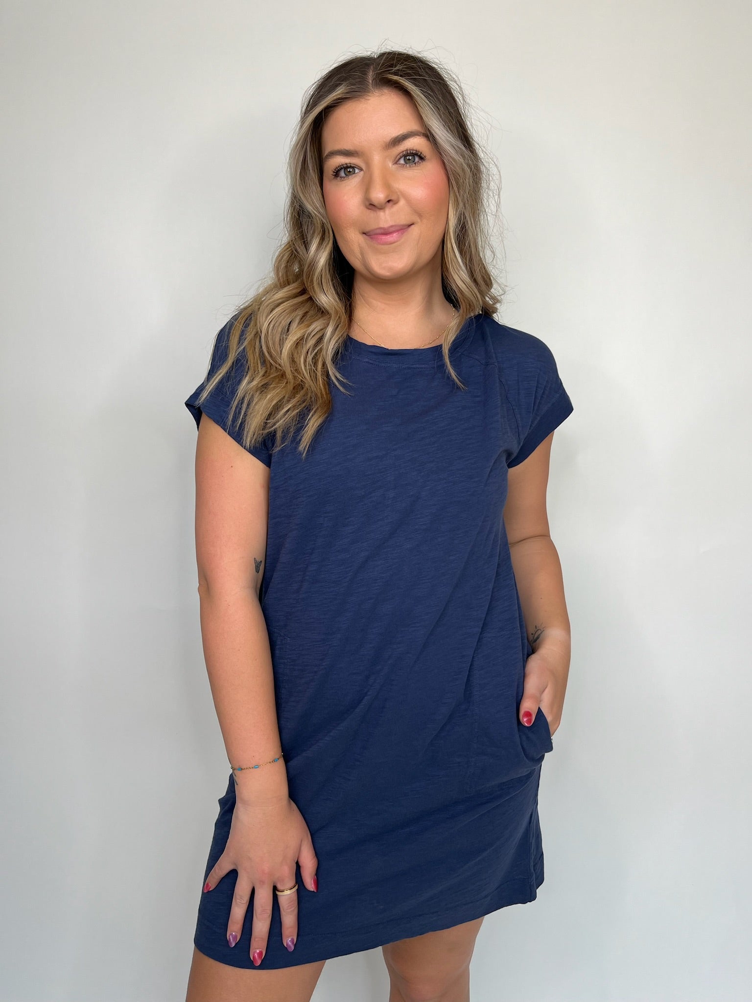 Bobi Short Sleeve Raglan Dress | Vagabond Apparel Boutique