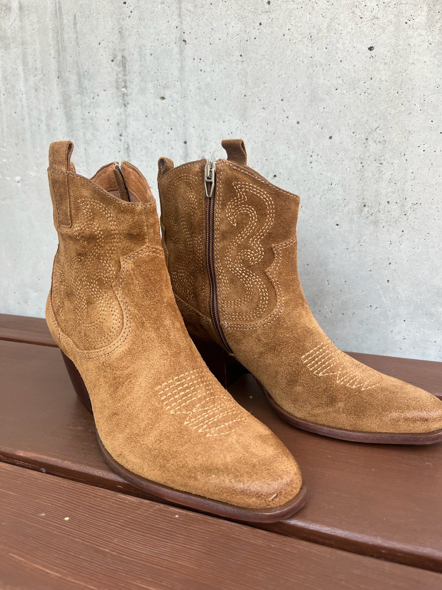 Dolce Vita Shania Boot | Vagabond Apparel Boutique