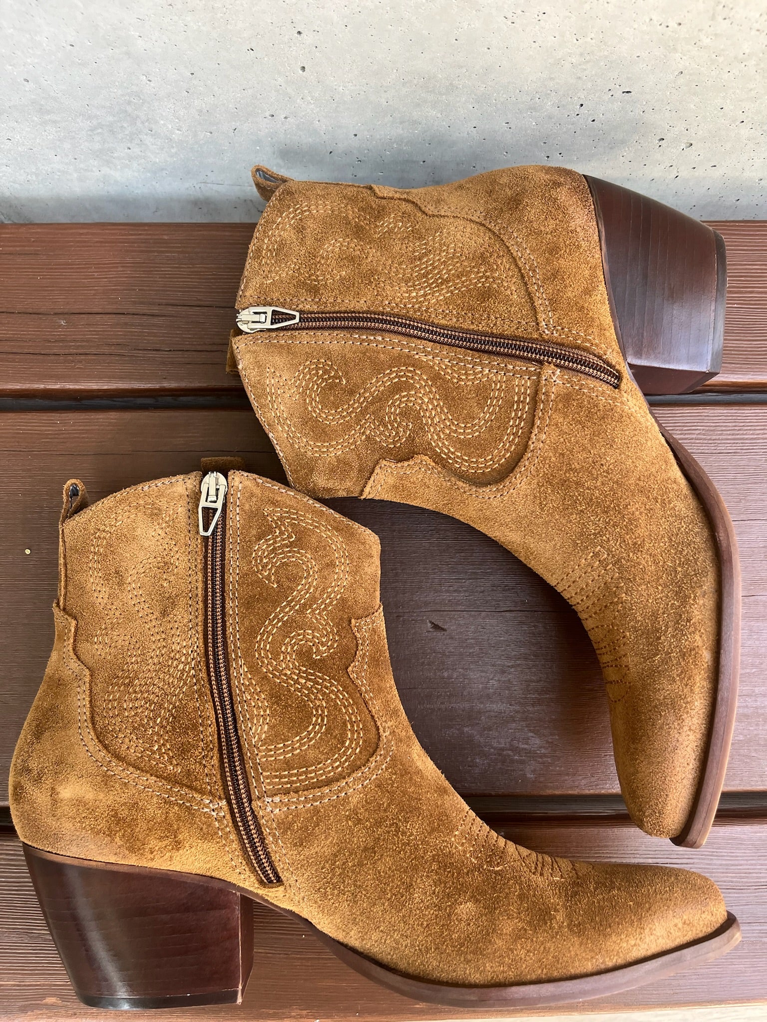 Dolce Vita Shania Boot | Vagabond Apparel Boutique