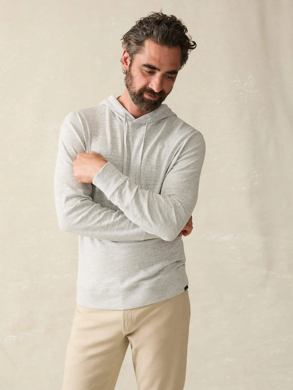 Faherty Men Sunwashed Slub Hoodie Light Grey Heather | Vagabond Apparel Boutique