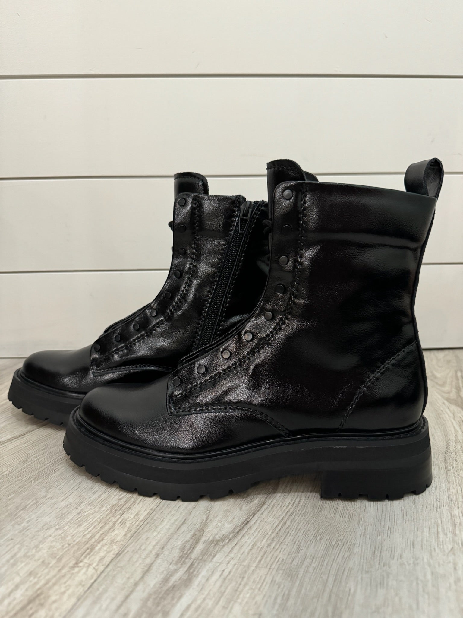 Dolce Vita Rainer Boots | Vagabond Apparel Boutique