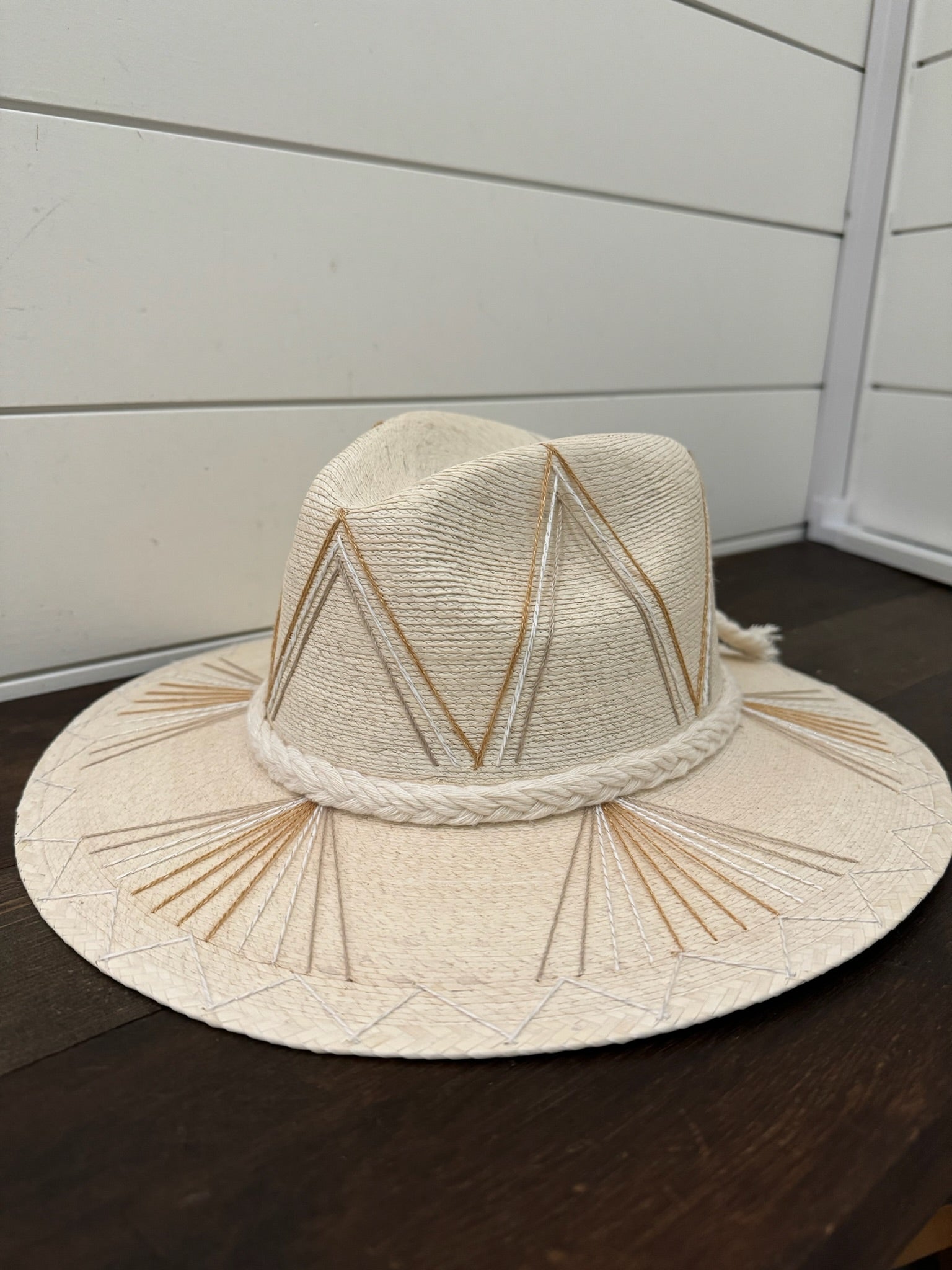 Corazon outlets playero hat