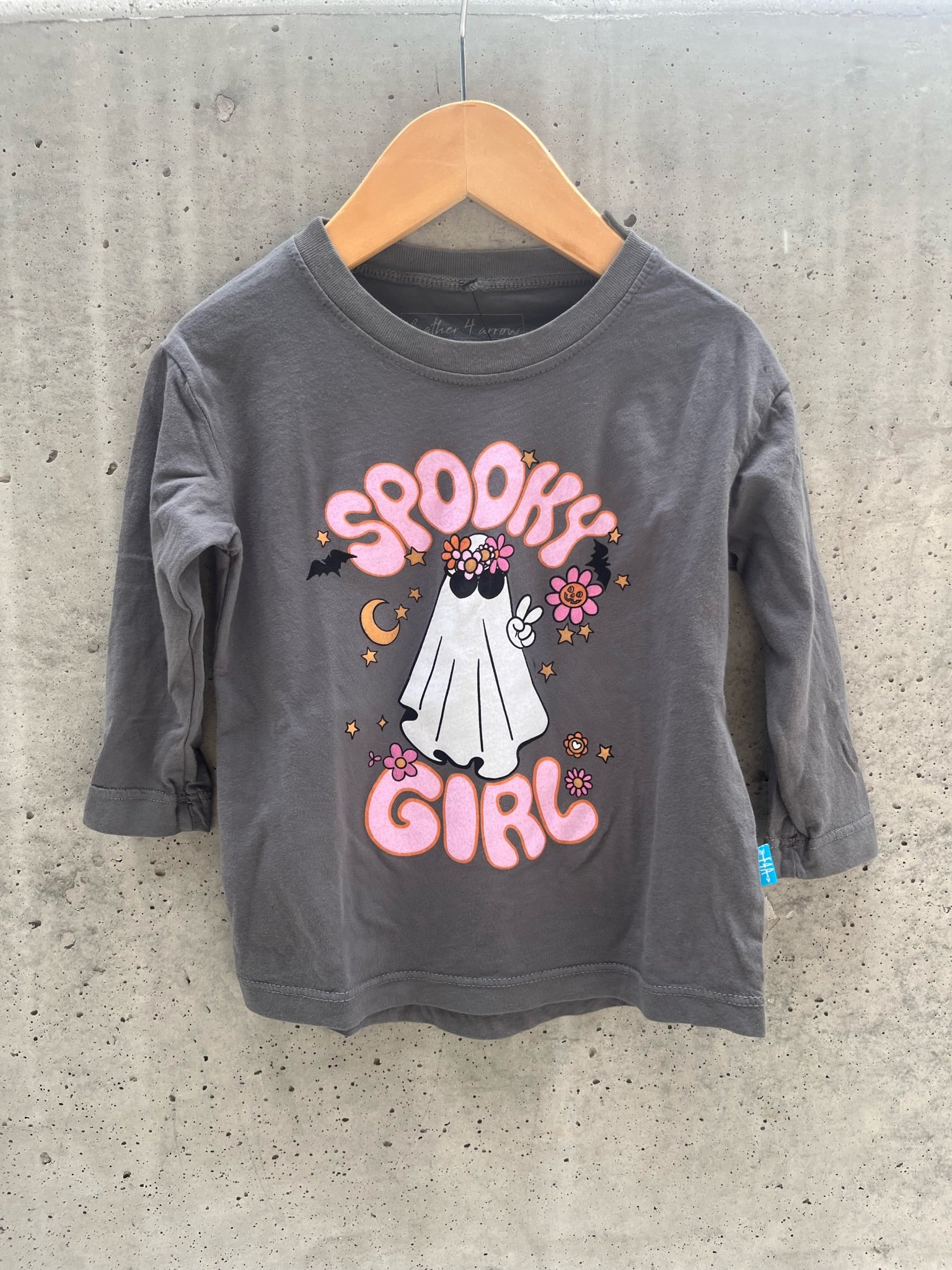 Feather 4 Arrow Spooky Girl LS Tee Charcoal