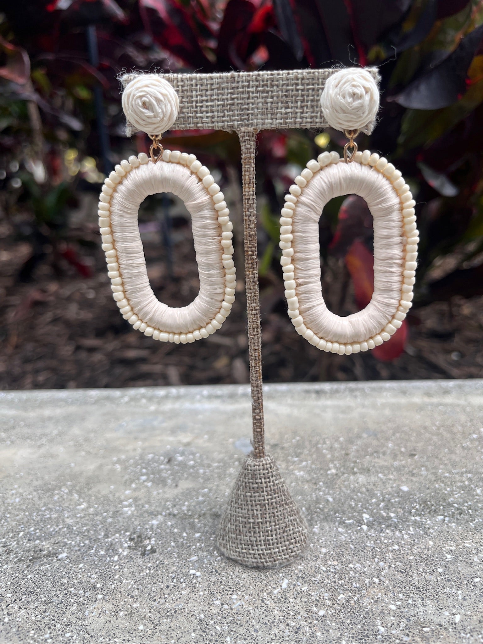 GSA Oval Raffia Earrings Ivory | Vagabond Apparel Boutique