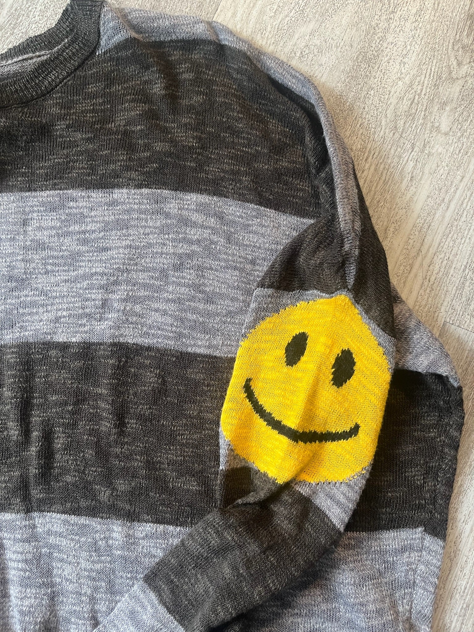 Stitch Drop Happy Face Sweater | Vagabond Apparel Boutlque