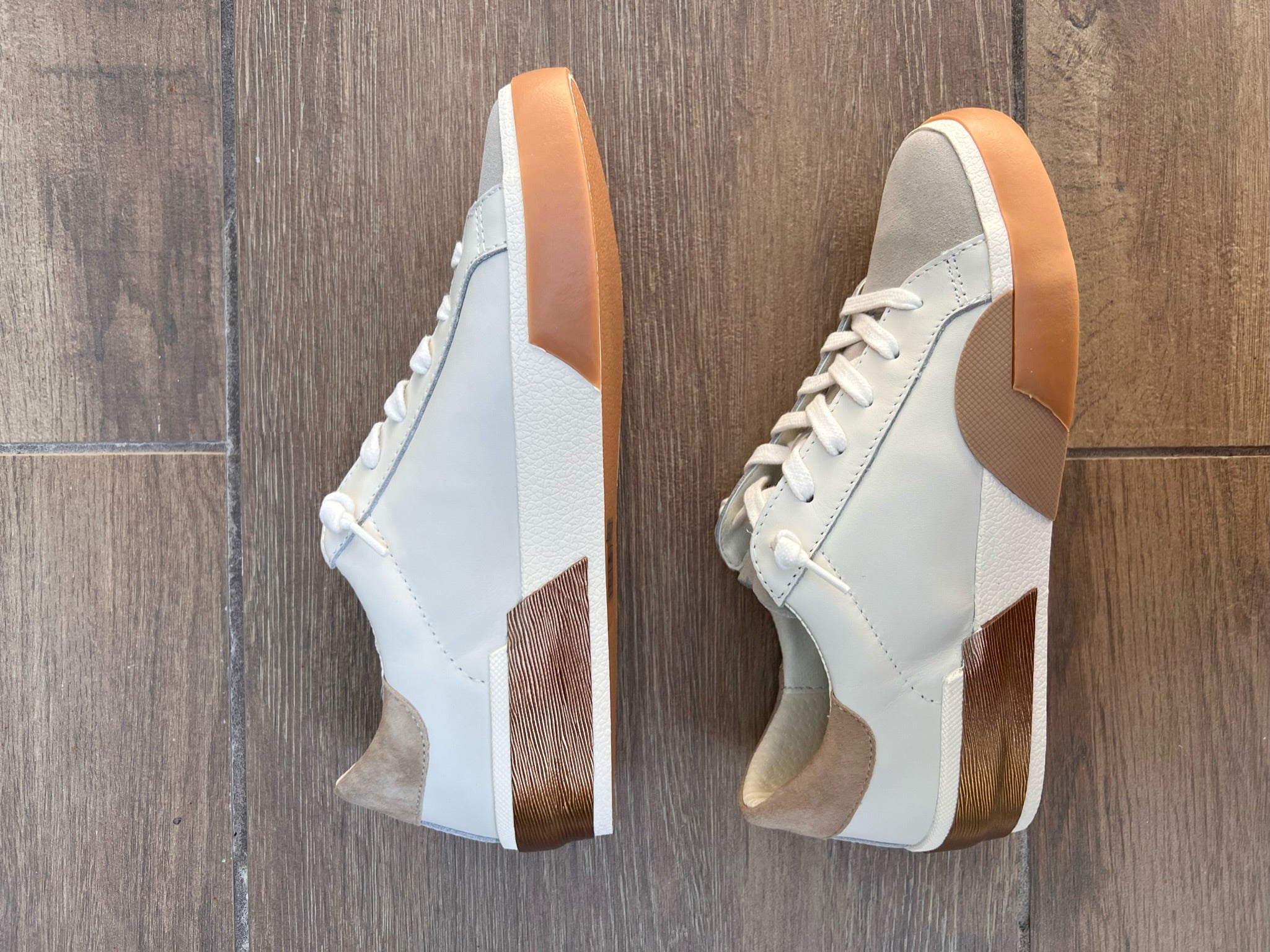 Dolce Vita Zina Sneaker White/Tan