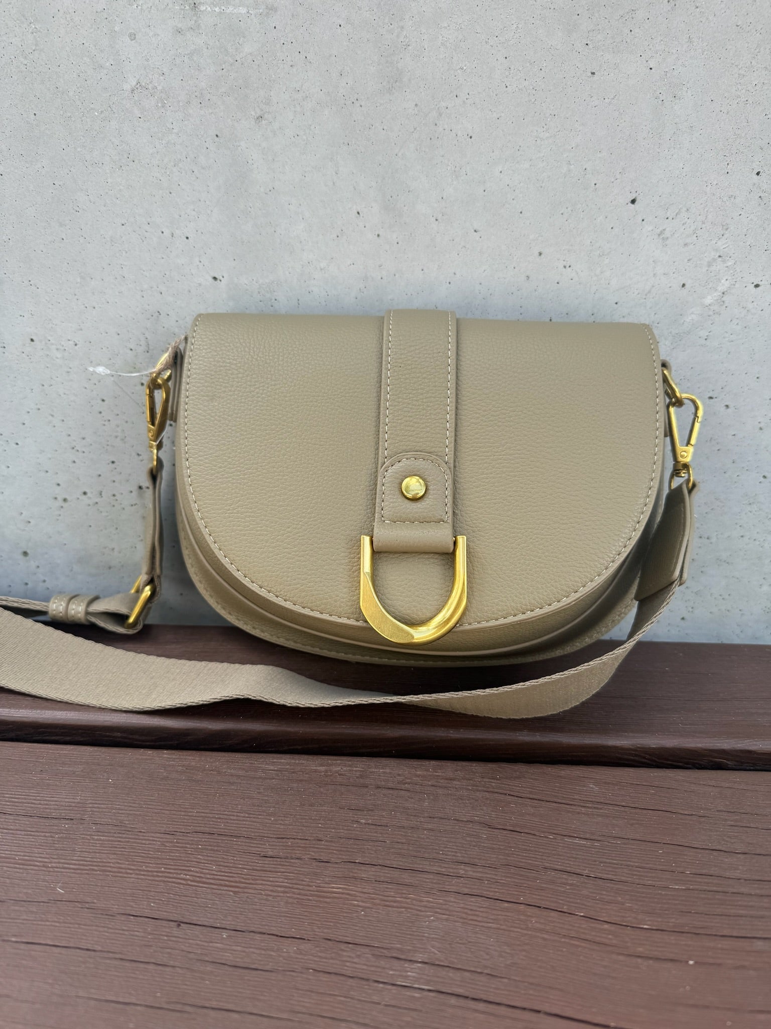 Mimi Allie Saddle Crossbody Bag | Vagabond Apparel Boutique