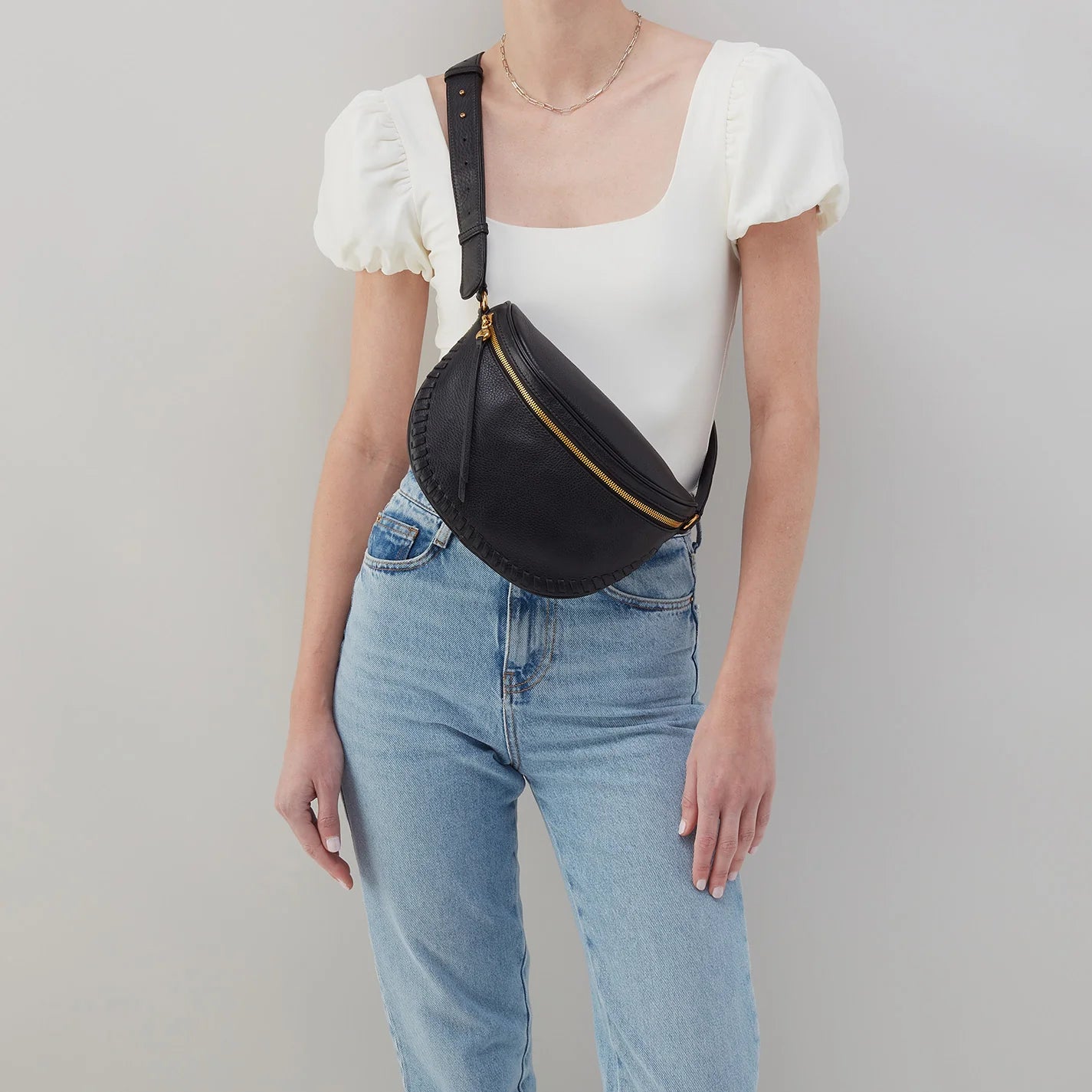 Hobo Juno Belt Bag Pebbled Black | Vagabond Apparel Boutique