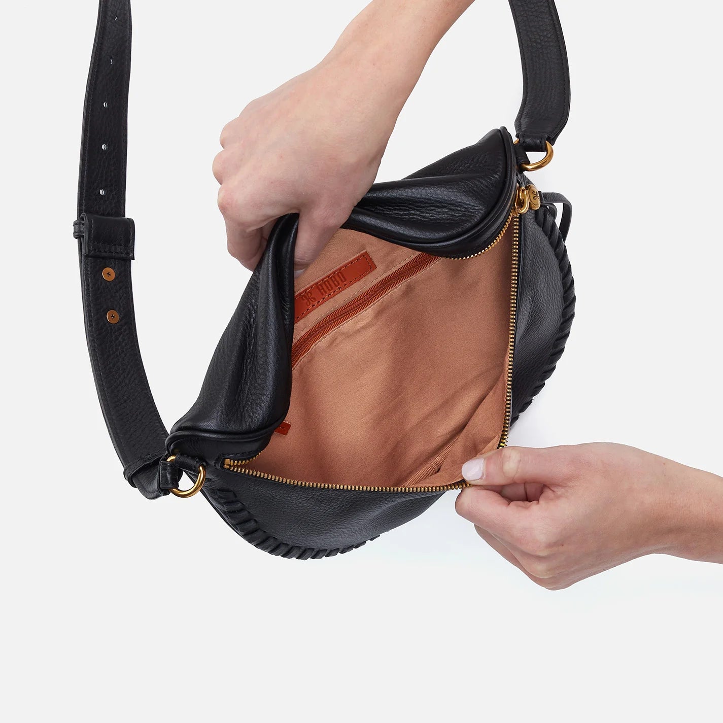 Hobo Juno Belt Bag Pebbled Black | Vagabond Apparel Boutique