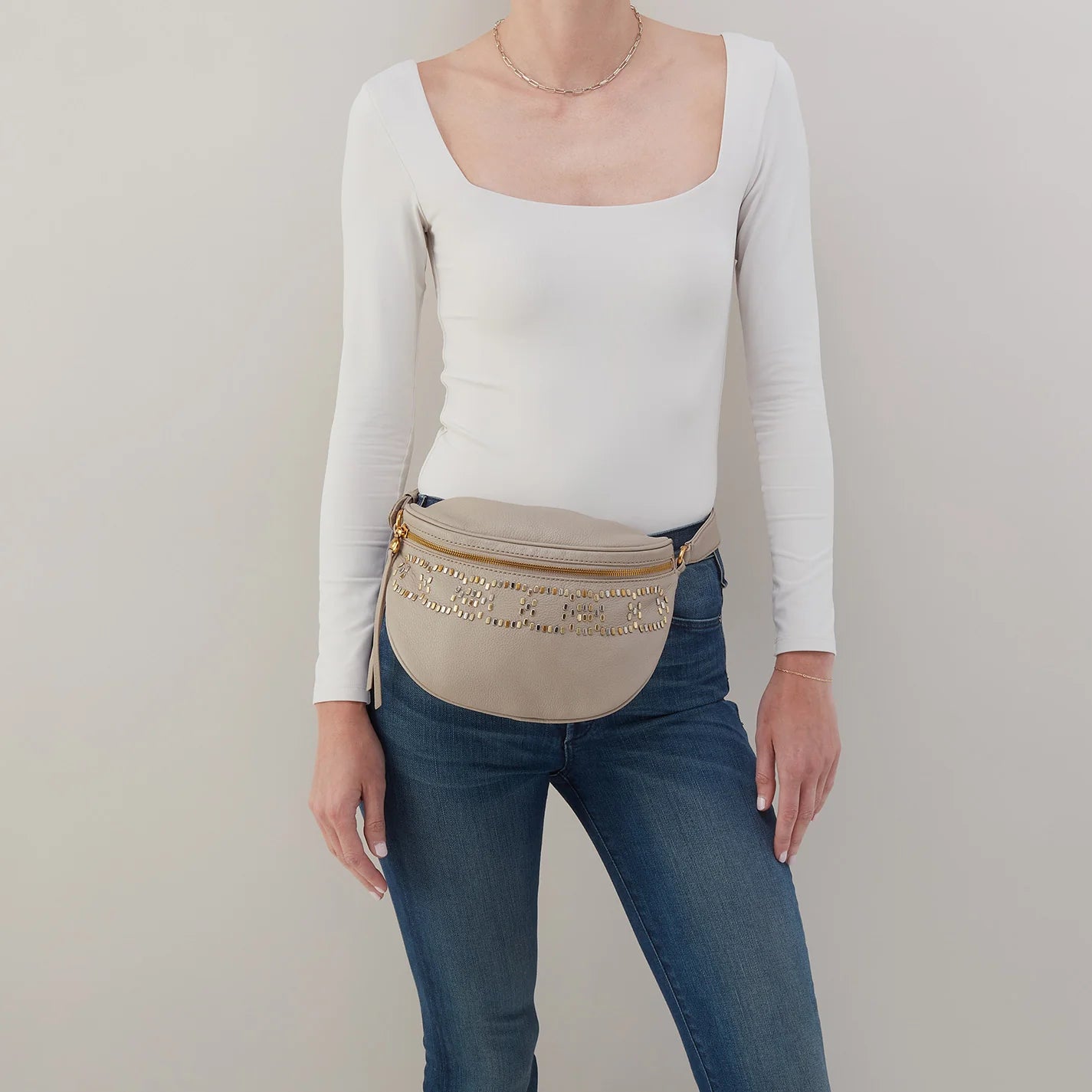 Hobo Juno Belt Bag Taupe | Vagabond Apparel Boutique