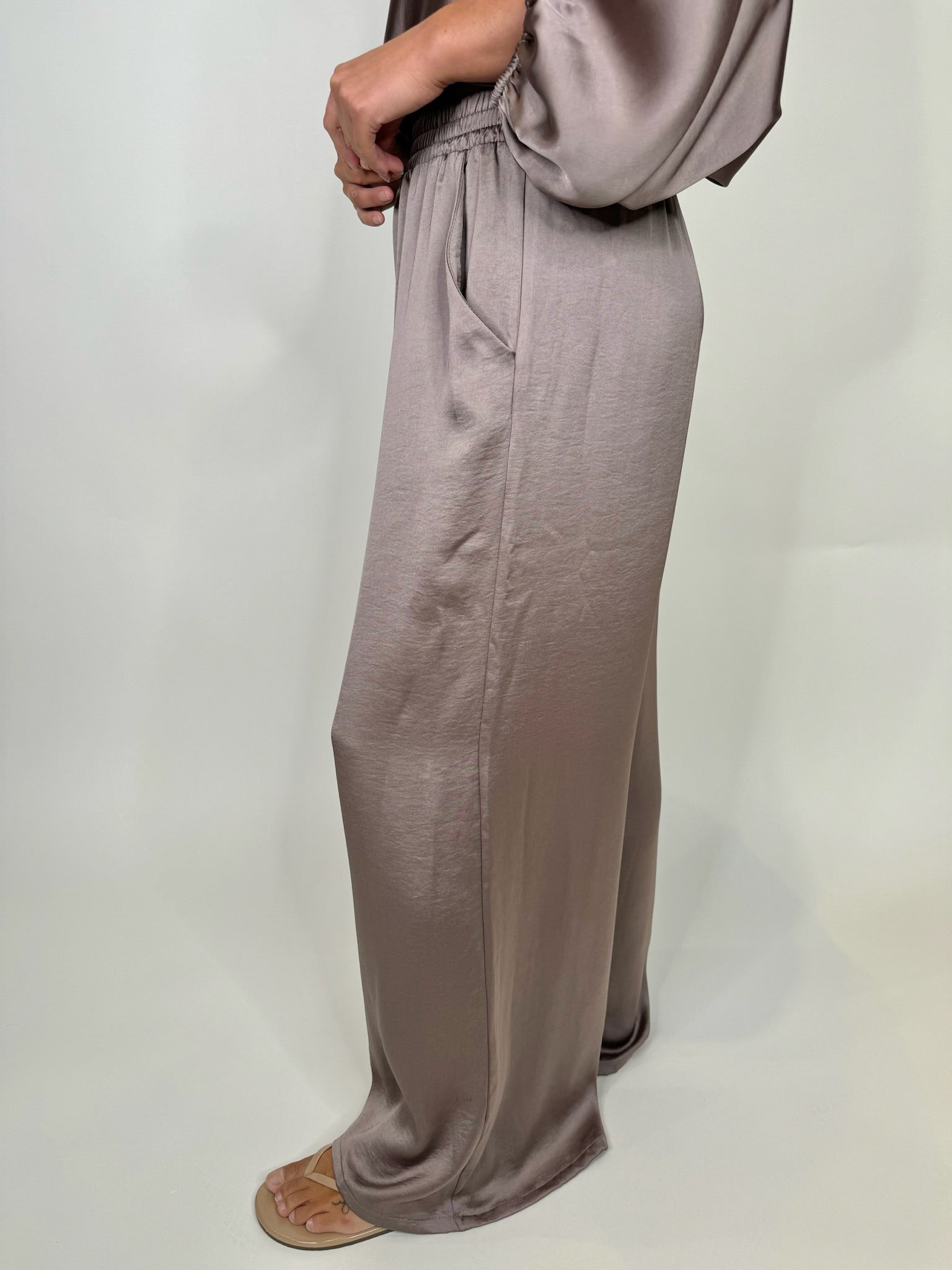 KLD Stretch Satin Wide Leg Pant | Vagabond Apparel Boutique