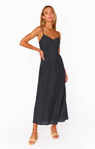 Mumu Allegra Midi Dress Black | Vagabond Apparel Boutique