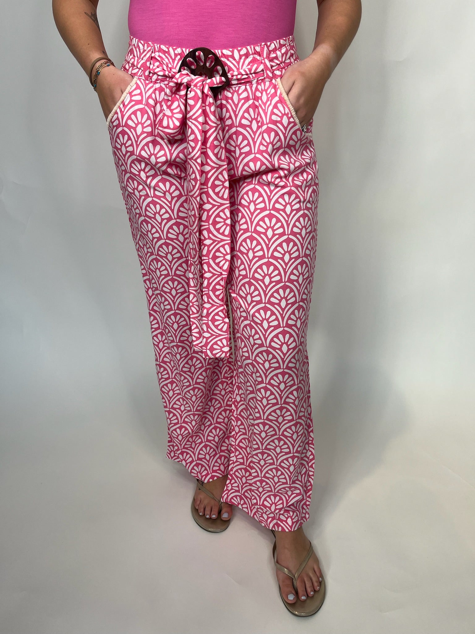 Skemo Art Deco Pants Pink | Vagabond Apparel Boutique